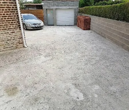 Σπίτι διακοπών Privatif, Maison De Familiale 100m2 Avec Piscine, Parking Prive 